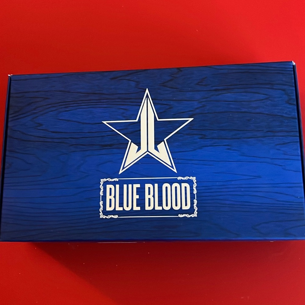 Jeffree Star ⭐️ Blue Blood eyeshadow palette, new!